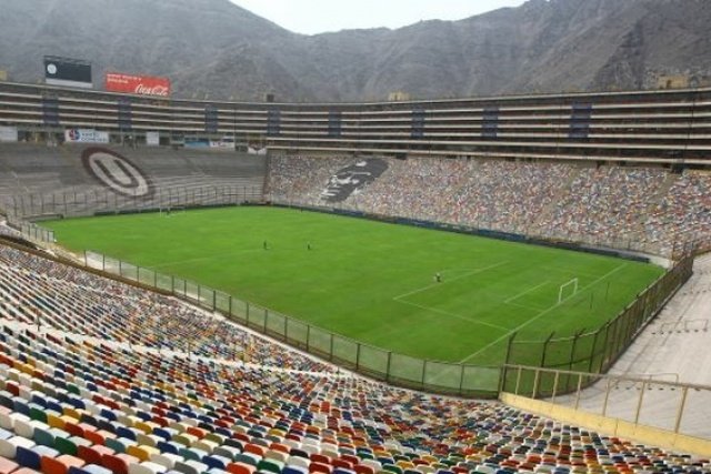Estadio Monumental U Marathon
