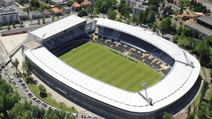 General information about the stadium Estádio Dom Afonso Henriques