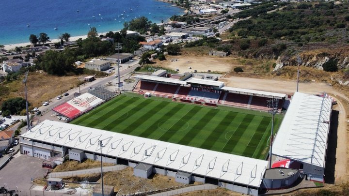 General information about the stadium Stade François Coty