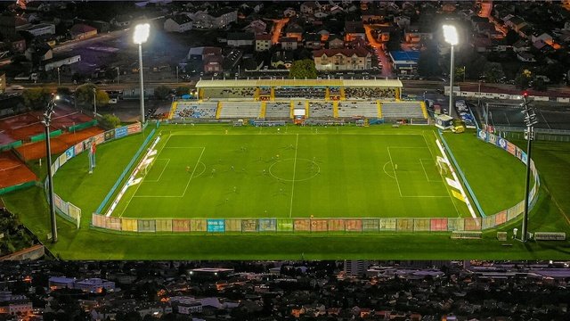Gradski Stadion Ivan Kusek Apas