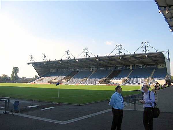 Estadio The Kassam Stadium