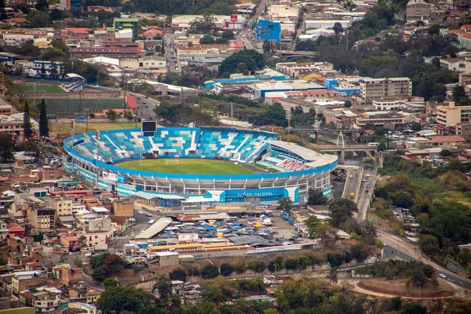 Estadio Estadio Nacional Chelato Uclés