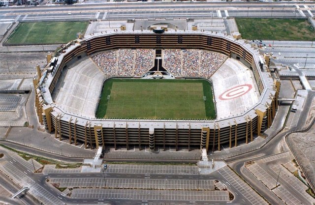 Estadio Monumental U Marathon