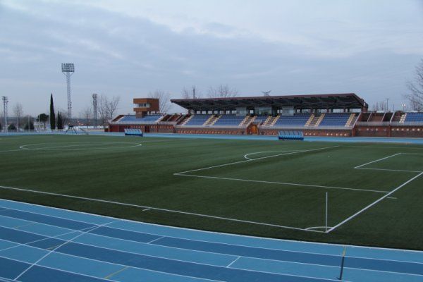 Estadio Polideportivo Dehesa de Navalcarbón