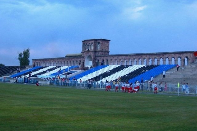 Nairi Stadium