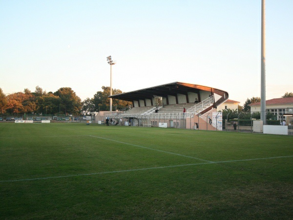 Stade Louis Hon