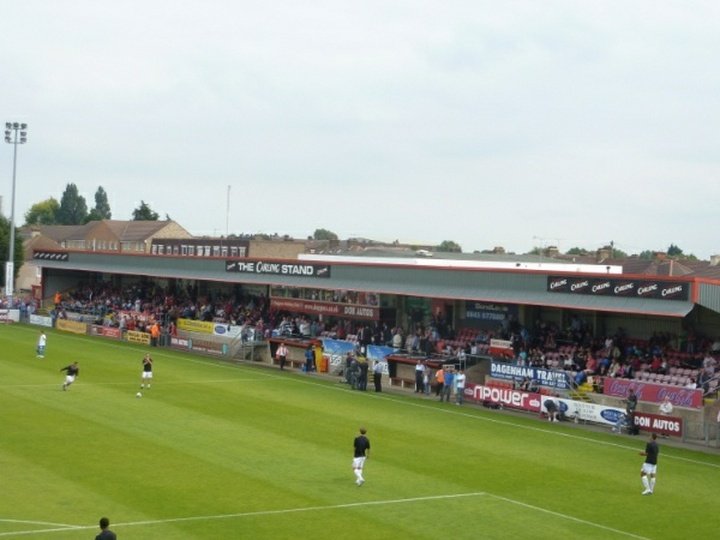 Prévisualização Dagenham & Redbridge vs Eastleigh Conference