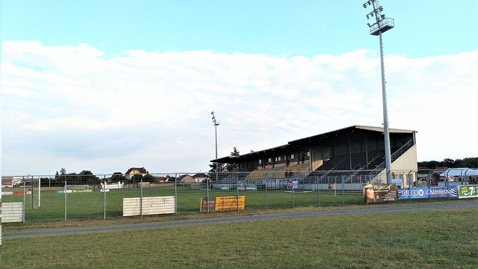 Stade De La Montée Rouge