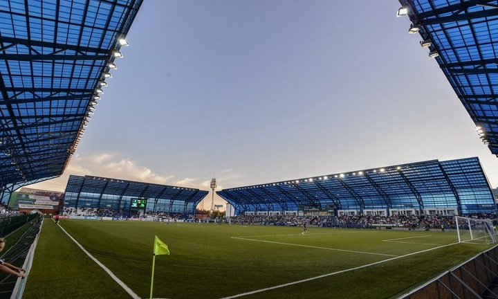 Estadio Gazovik