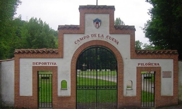 La Cueva, campo de fútbol de La Piloñesa CF