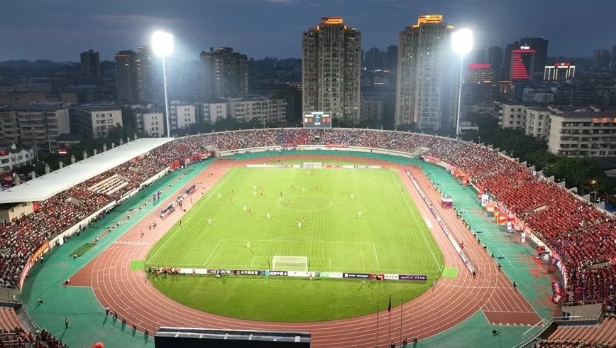 Tongliang Long Stadium