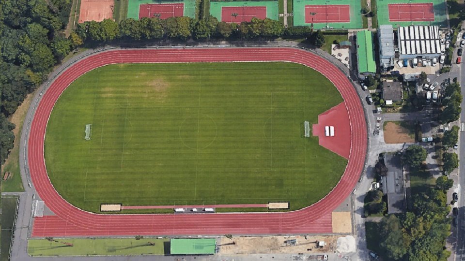 Stade Des Lilas