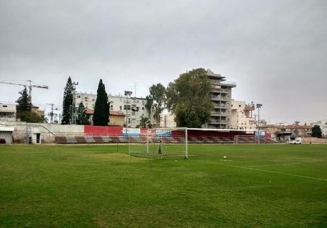 Itztoni Stadium