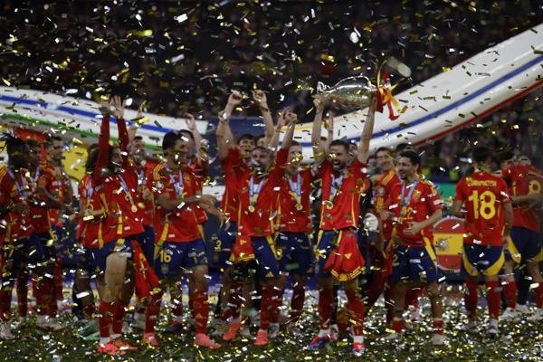 La UEFA descarta una nueva sede para la Finalissima