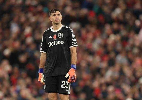 Aston Villa - Wolves : l'insolente réussite de Dibu Martínez (78,26 %) face au calvaire de José Sá (58,73 %)