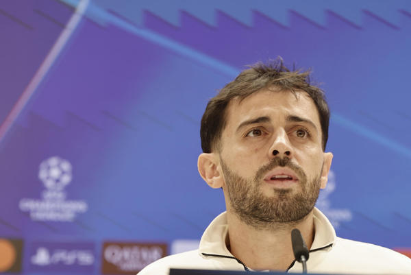 Il Galatasaray prepara un'offerta milionaria per Bernardo Silva