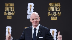 Infantino también celebra el acuerdo Madrid-UEFA