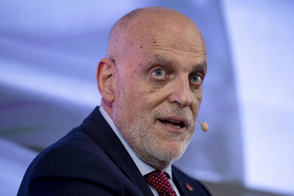 "I have neither the desire nor the age to be Real Madrid president"