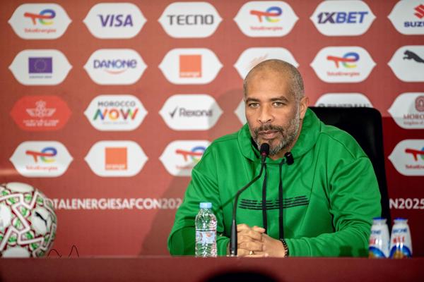 Nigeria, Eric Chelle punta in alto: "Il mio sogno è allenare il Real Madrid"