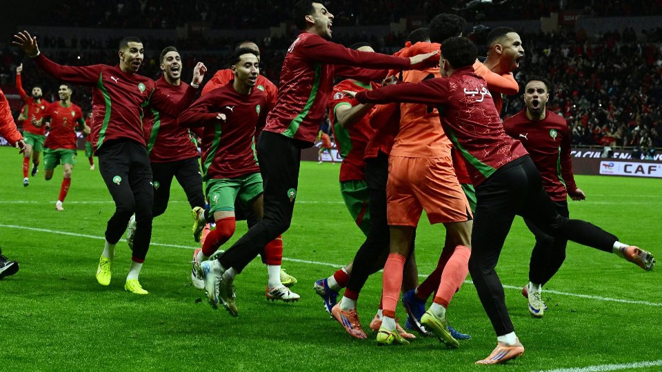 Bono acude a la llamada de Marruecos