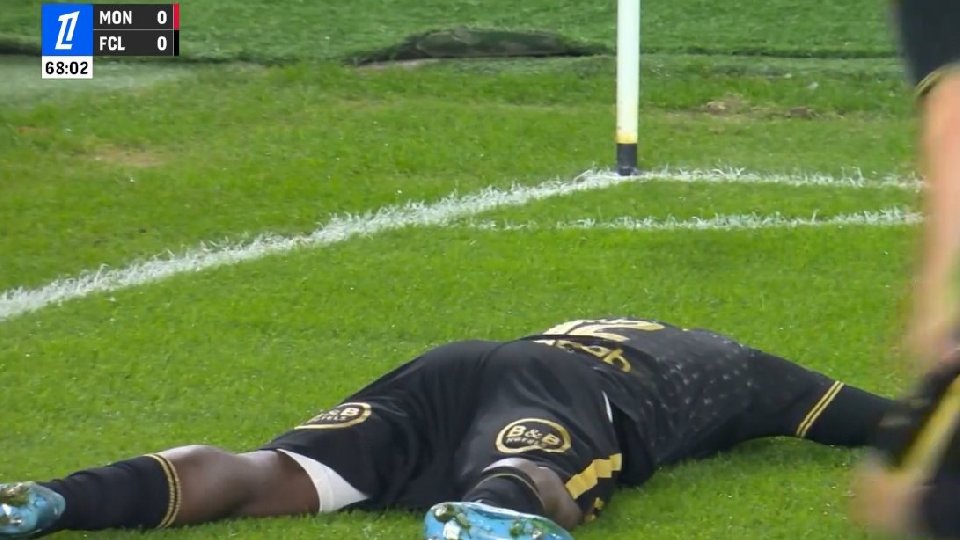 Ansu Fati contempla la depresión del Mónaco