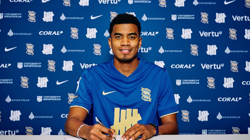 Solís se va al Birmingham City y acerca a Echeverri al Girona