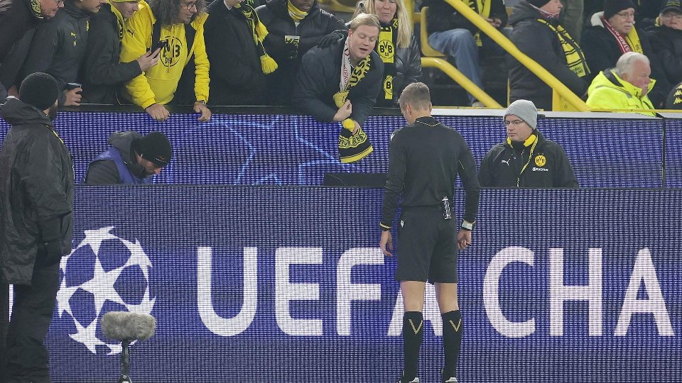 Los árbitros para los españoles en la última jornada de Champions