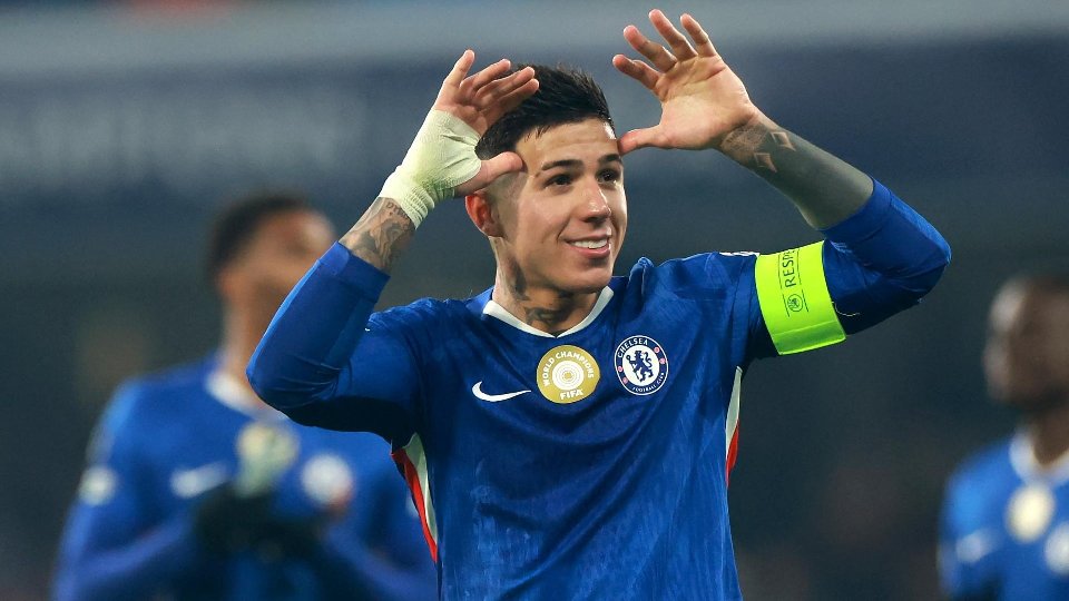 Agente de Enzo Fernández critica suspensão do Chelsea: "Totalmente injusta"