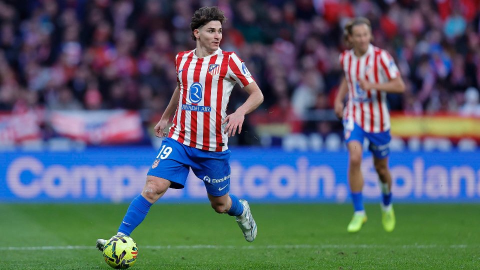 El Arsenal tantea la situación de Julián Álvarez