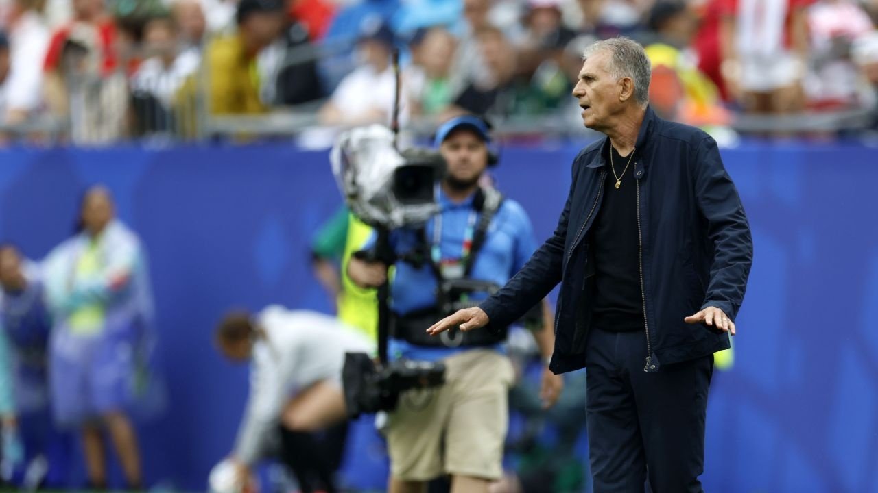 El técnico portugués, de 73 años, llevó a los 'Black Stars' hasta los 1/16 de final del Mundial, con un acuerdo inicial de cuatro meses, que incluía una cláusula de extensión vinculada a una clasificación a cuartos de final que finalmente no se activó.