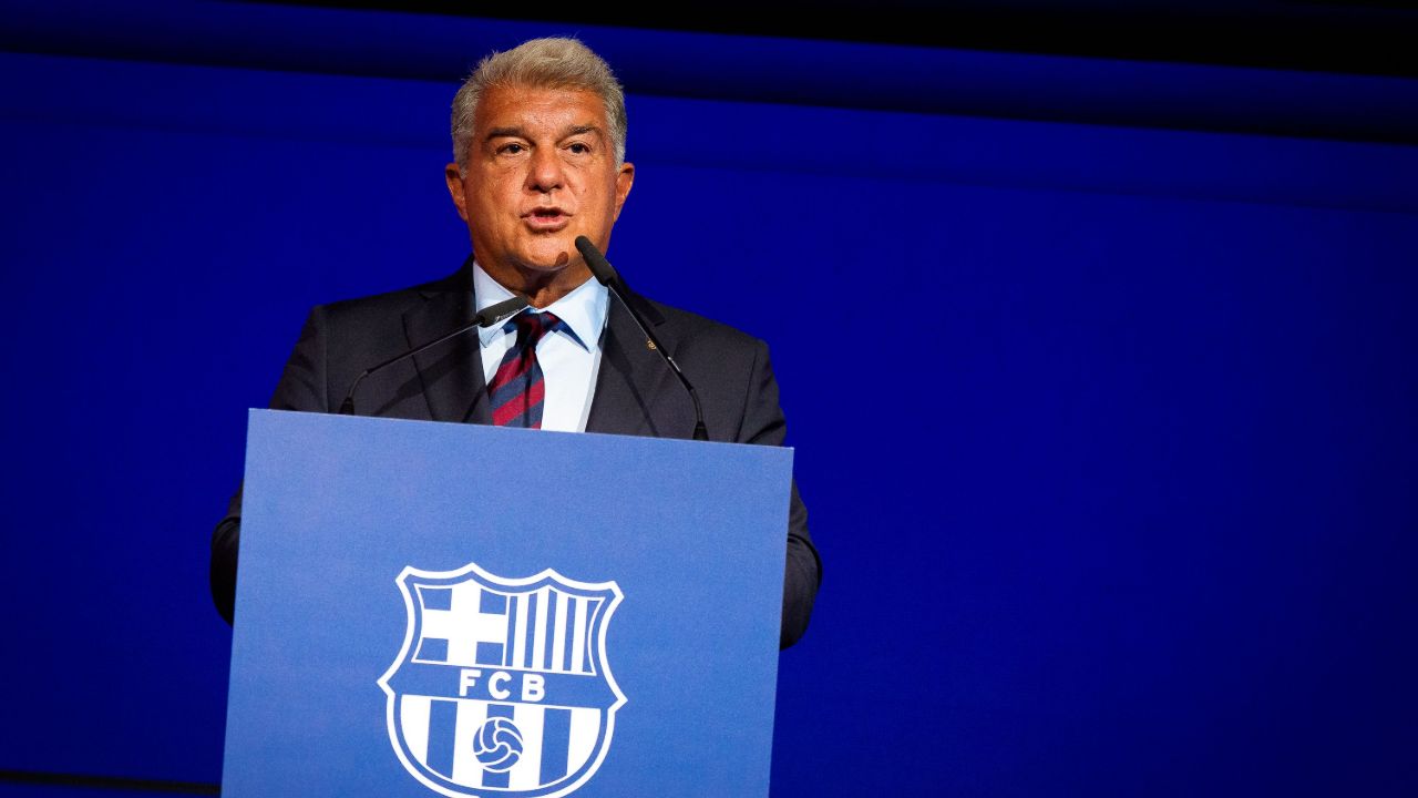 Laporta confirma la oferta por Julián... y Cerezo la niega