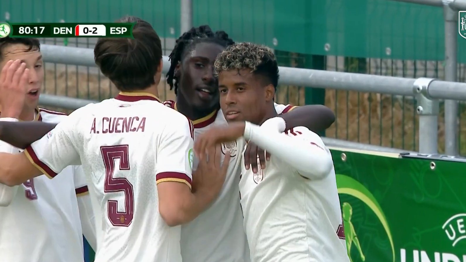 España Sub 19 goleó a Dinamarca (0-3) en el Europeo de la categoría, se clasificó para las semifinales y selló su billete para el Mundial Sub 20.