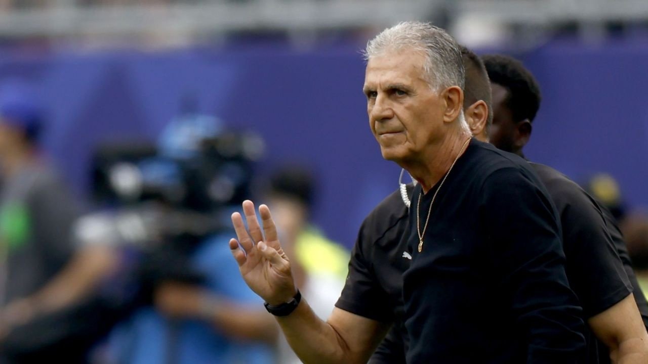  El portugués Carlos Queiroz, de 73 años, fue nombrado de nuevo como seleccionador de Ghana, apenas dos meses después de haberse despedido de las 'Black Stars' tras liderar al combinado ghanés durante el Mundial de 2026, en el que fueron eliminados ante Colombia, informó la Asociación de Fútbol de Ghana (GFA, en inglés).