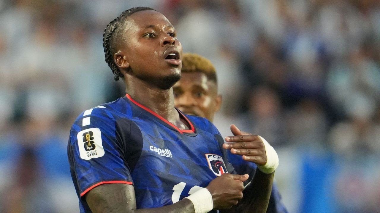 La FIFA ha incoronato ufficialmente la prodezza del difensore di Capo Verde nei sedicesimi di finale. Sul podio anche Eldor Shomurodov e Wilson Isidor.