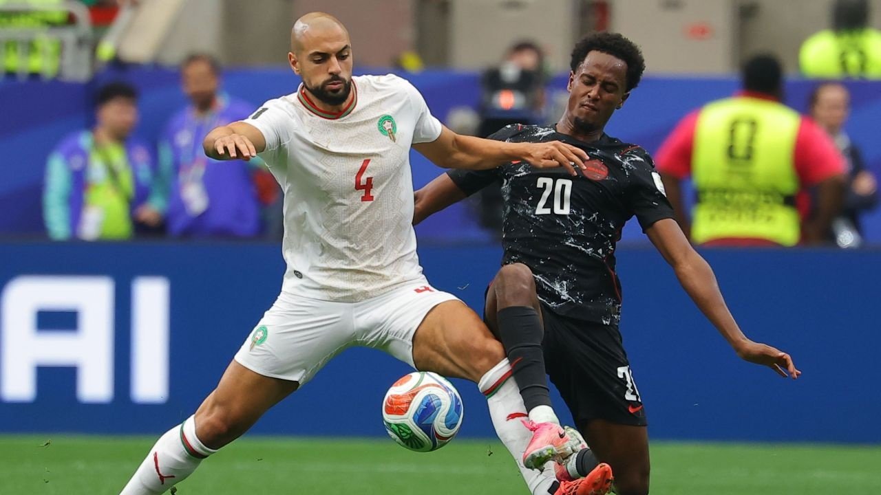 Sofyan Amrabat a décidé de se mettre temporairement en retrait de la sélection marocaine, affirmant qu'il ne pouvait plus représenter son pays sous les ordres du sélectionneur actuel.
