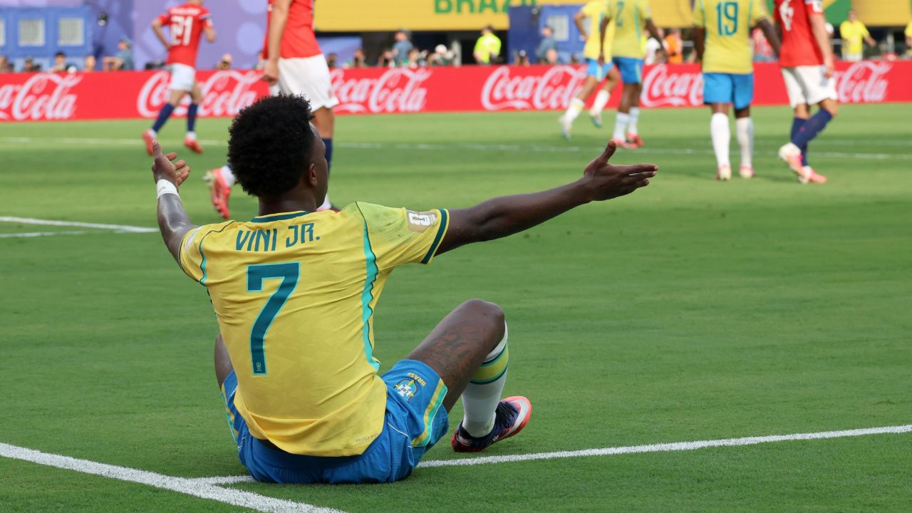 Vinicius faces defining Real Madrid decision amid Premier League links