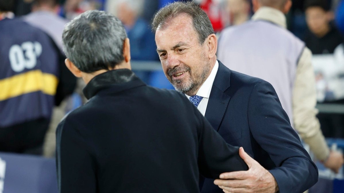 Getafe president Angel Torres dismissed a move for Dani Carvajal, claiming talks had broken down, only to reopen the door minutes later.