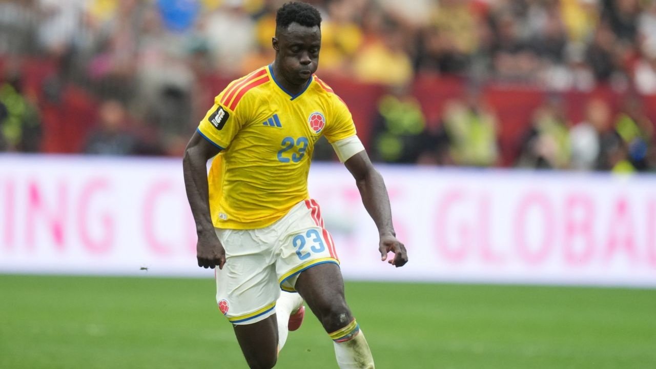 La Selección Colombia ha elegido a Davinson Sánchez como nuevo capitán después de la retirada internacional de James Rodríguez.