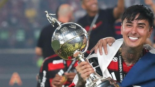 Pulgar entra na mira do Monaco após indicação de Filipe Luís