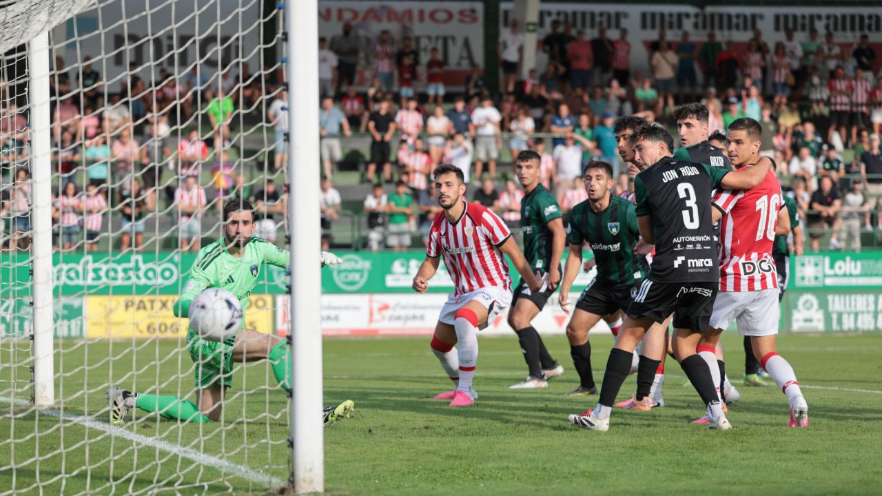 El Athletic esquiva la derrota gracias a Yuri