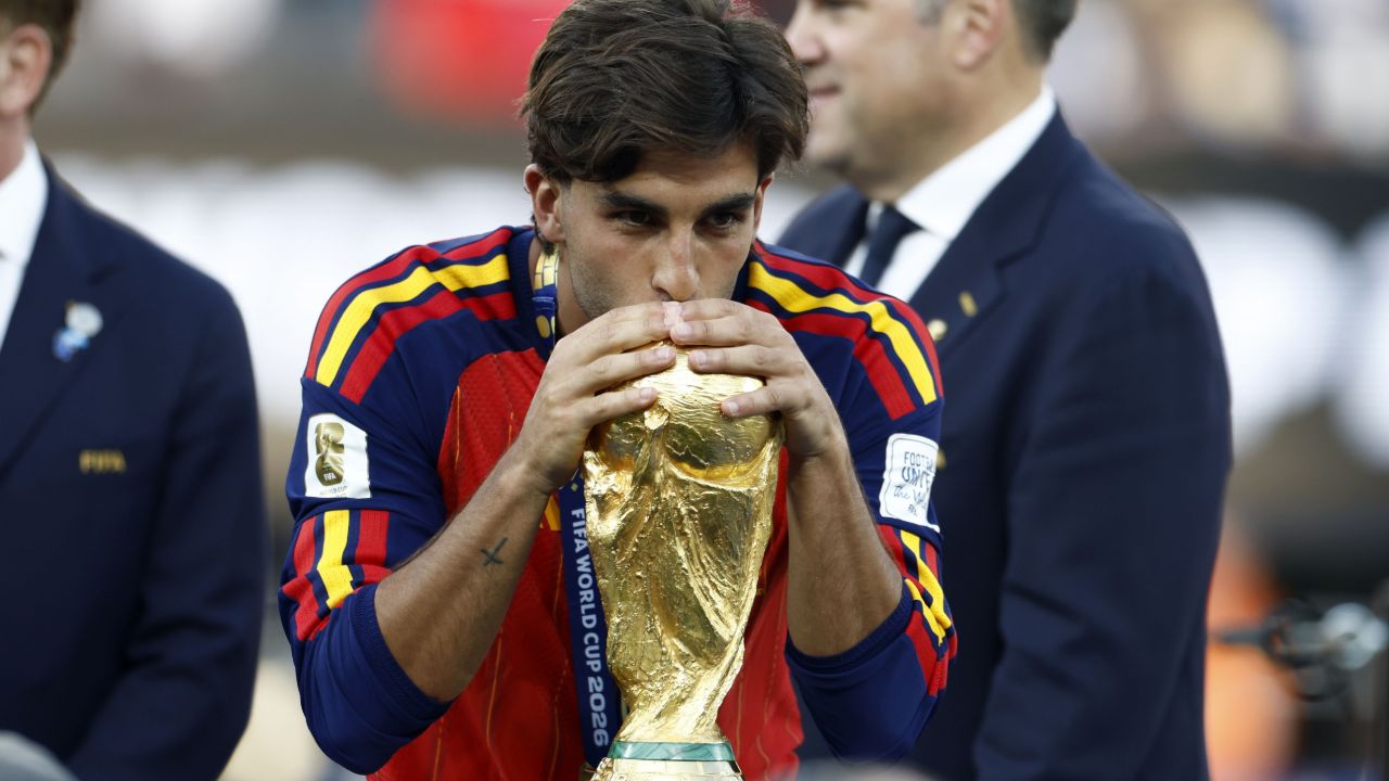 Ferran Torres gives green light to PSG move