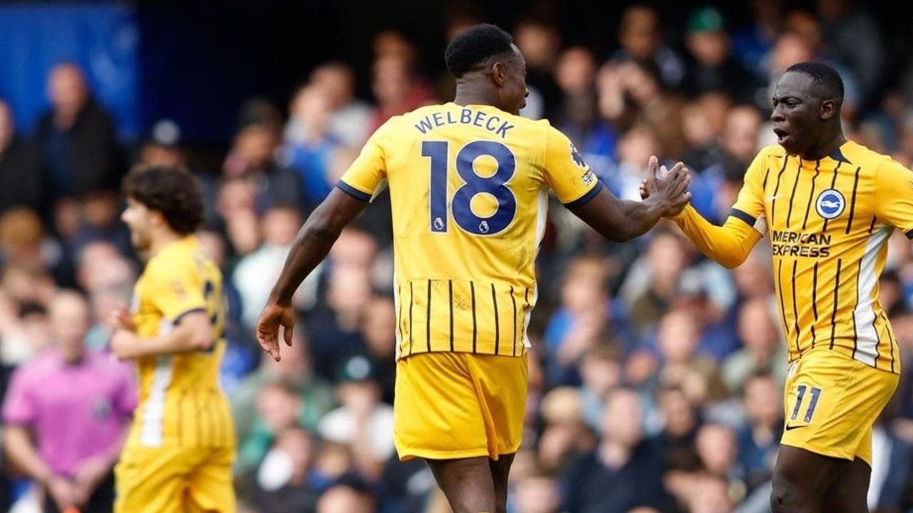 Welbeck emerges as Xabi Alonso's surprise target to bolster Chelsea attack