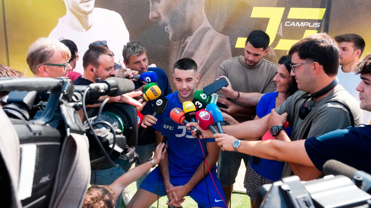 Joan Garcia: 'My target is the Champions League'
