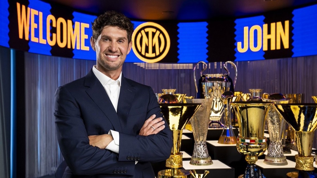 OFICIAL: Stones apuntala la defensa del Inter