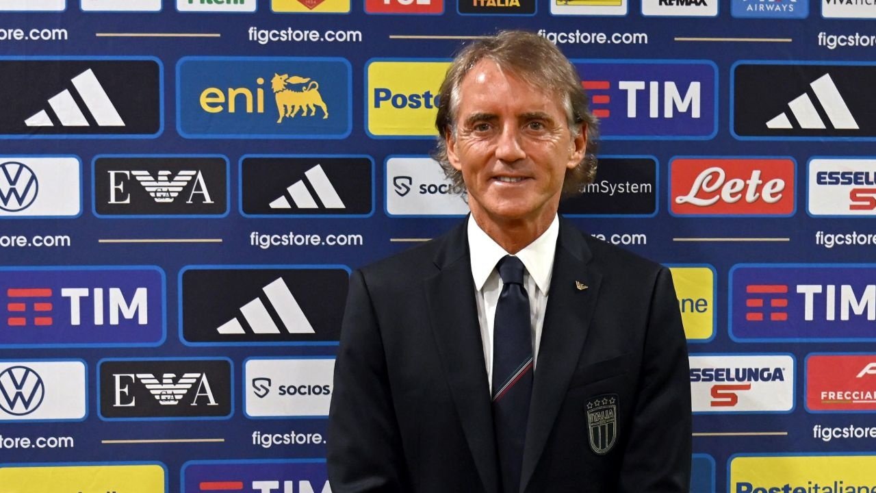 Mancini cita a 34 jugadores para la reconstrucción de Italia