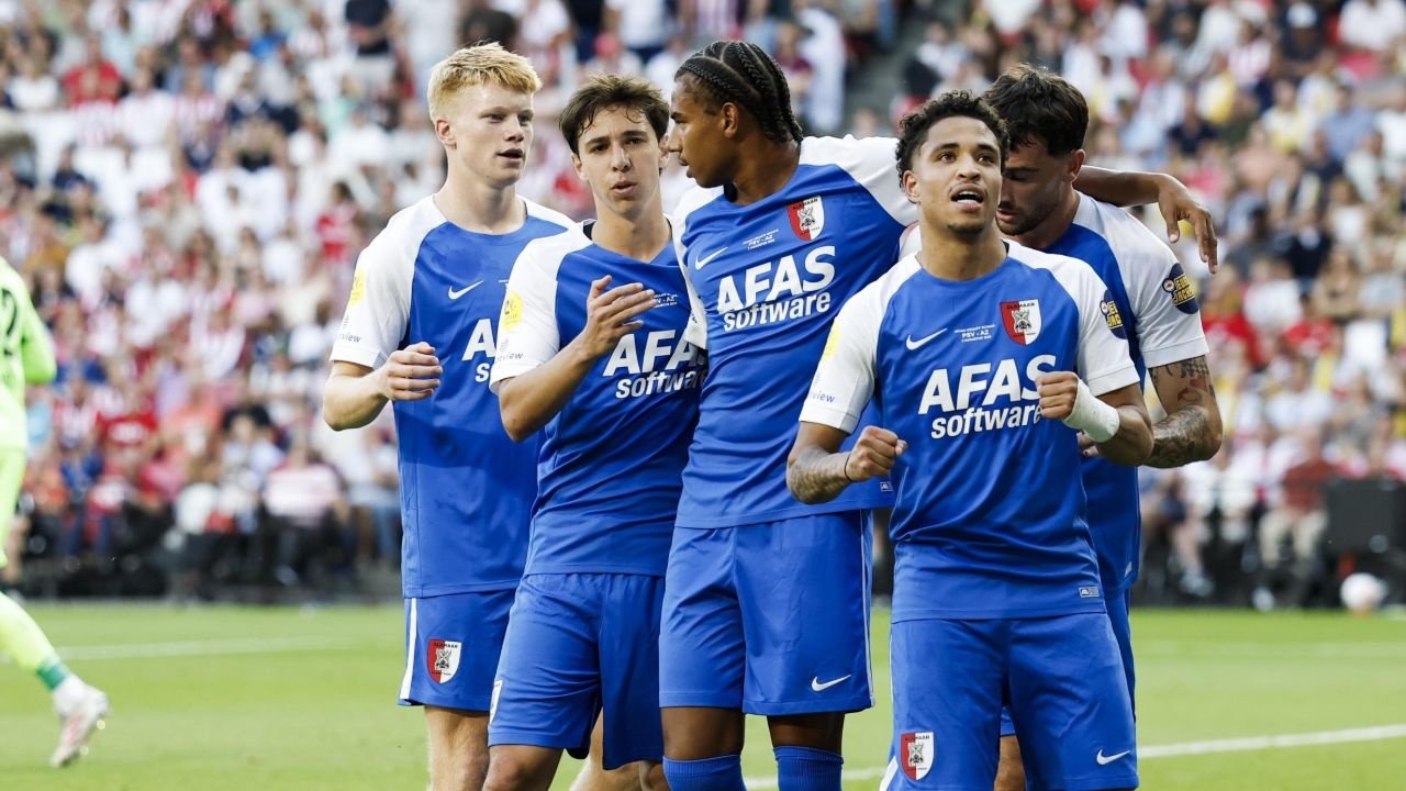 Al AZ Alkmaar le sale fácil ganar la Supercopa