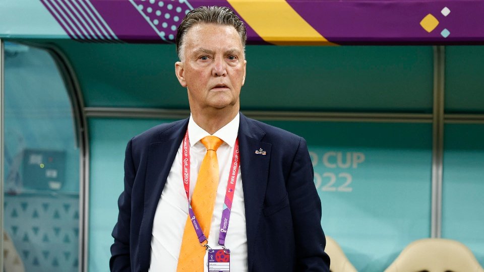 Van Gaal se vuelve a ofrecer a Países Bajos tras superar un cáncer