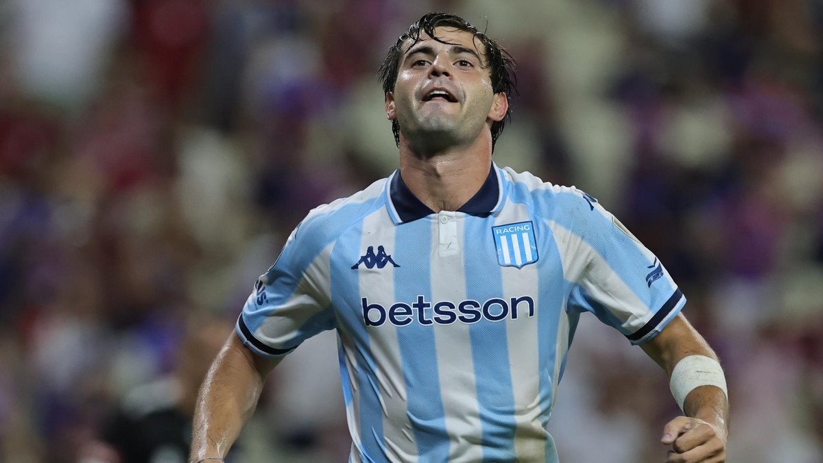 'Cruzmaltino' garante a chegada do volante argentino junto ao Racing e encaminha acordo com atacante do River Plate para reforçar o elenco no segundo semestre.