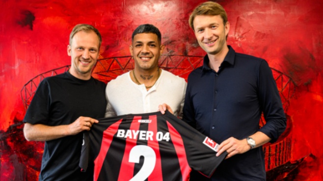 Facundo Medina rejoint Leverkusen pour 23 millions d'euros