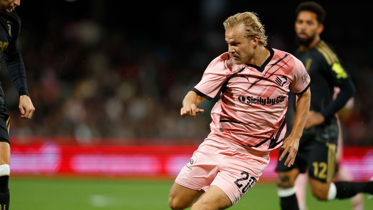 El pasado 17 de agosto, Joel Pohjanpalo marcó el primer gol de la temporada en la Coppa Italia ante el Lecce. Con este tanto, ya suma 16 cursos seguidos en los que haya jugado con, al menos, un tanto.